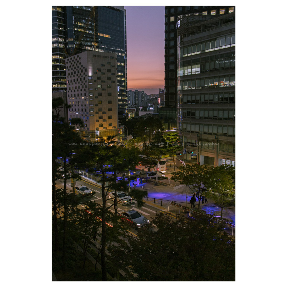 소월로에서 보는 서울로