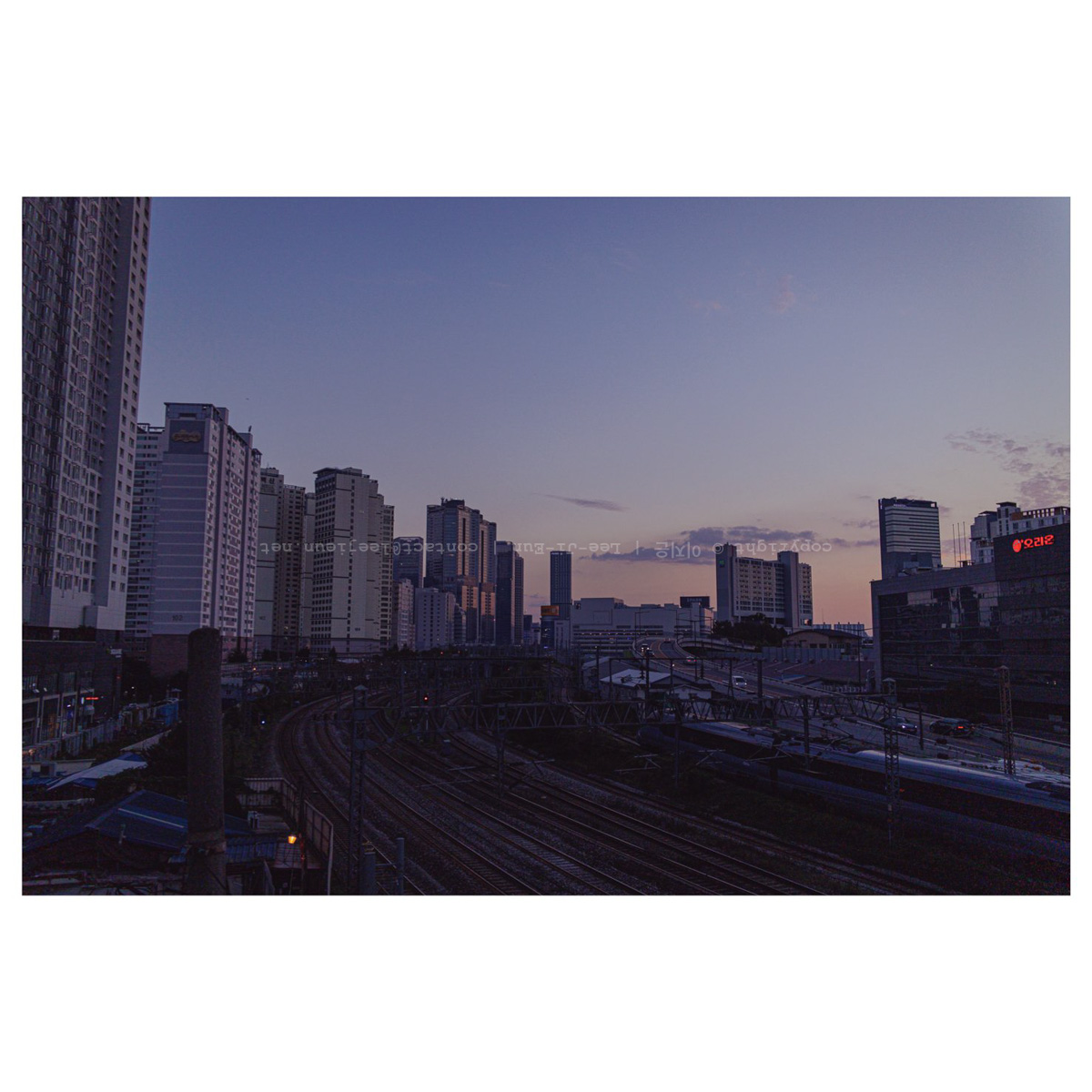 노을이 잘 보일 줄 알았어