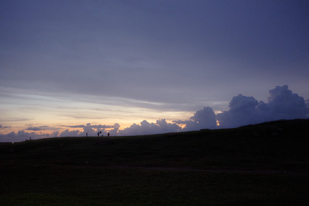 #269. 빛나는 햇빛 (61): 2019년 12월 스리랑카 갈레. / 계약일에 찾은 도장, 할머니와 할아버지는 나의&nbsp;햇빛이었다.